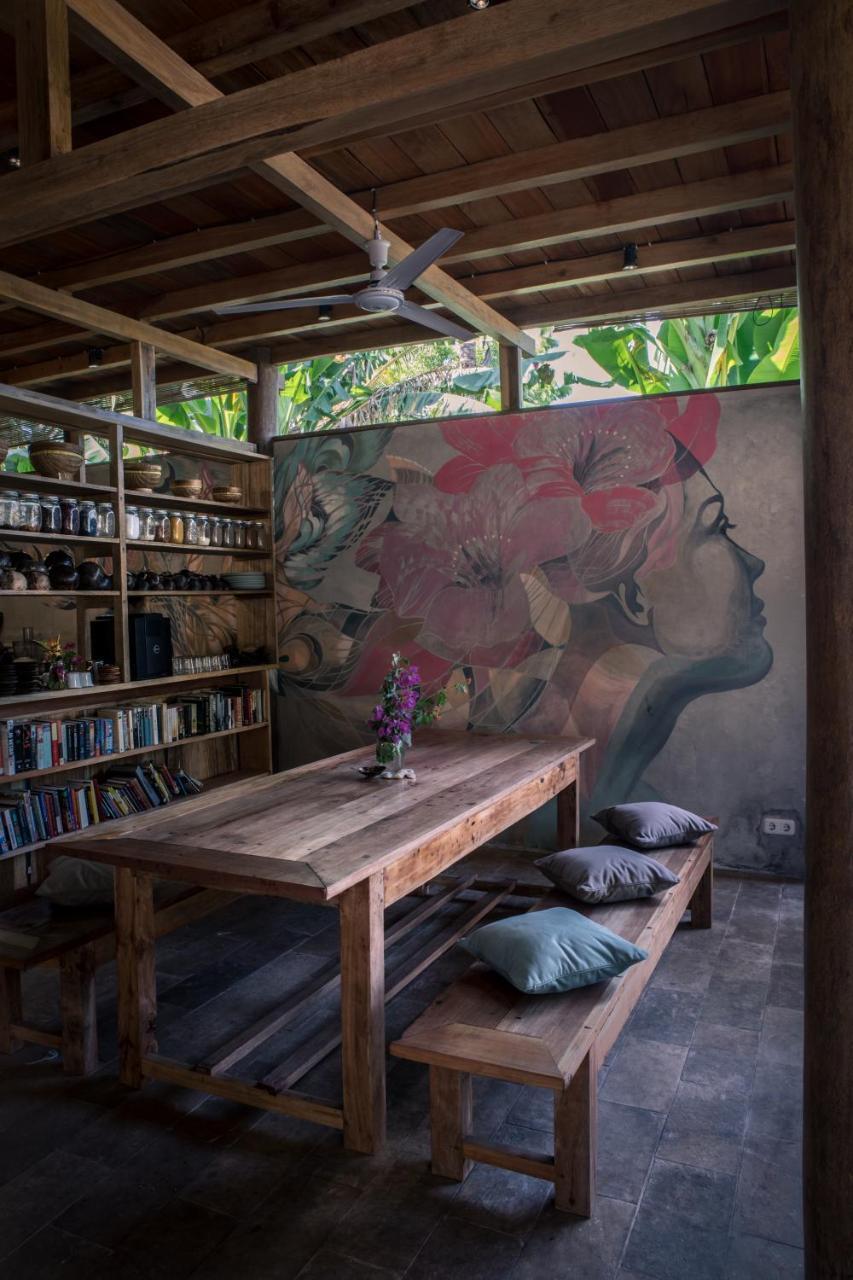 Flowers & Fire Yoga Garden Gili Air Exterior foto