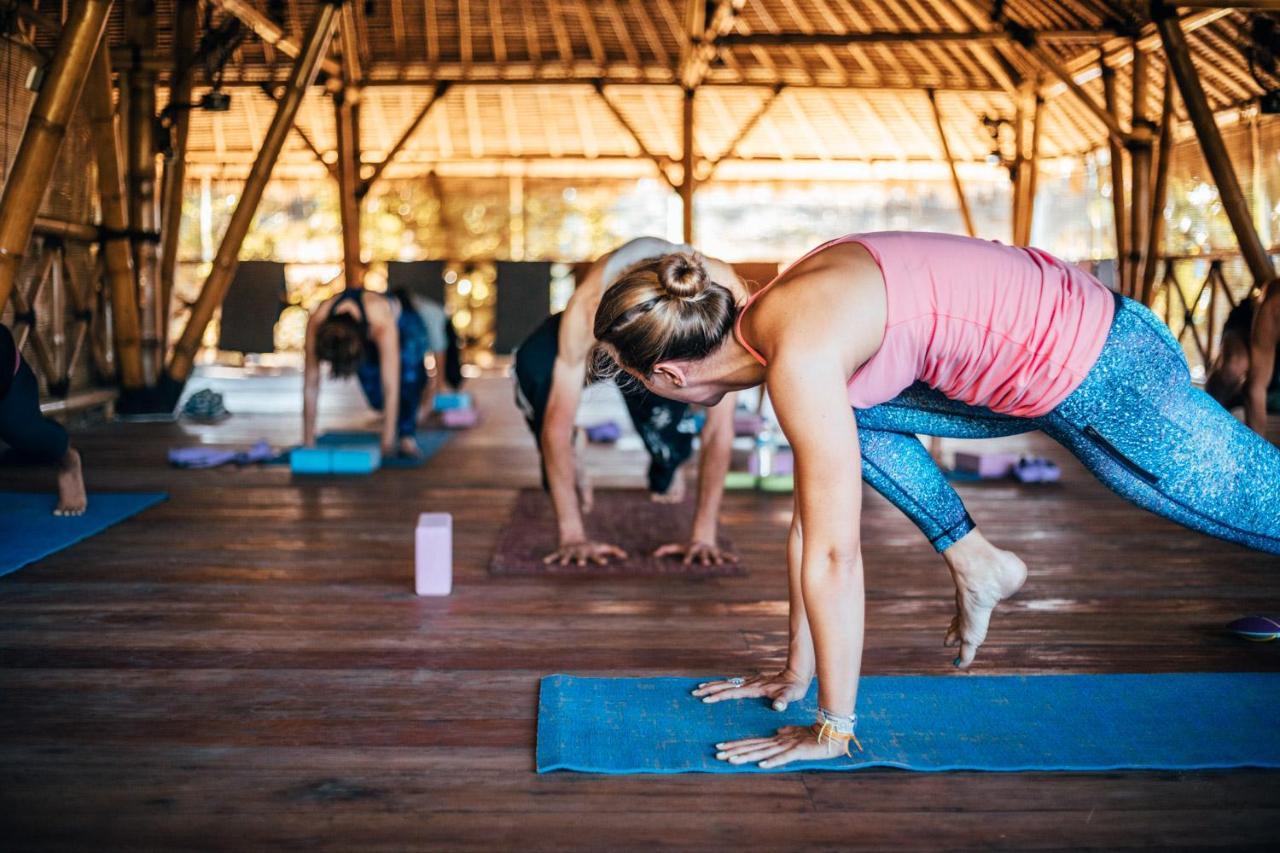 Flowers & Fire Yoga Garden Gili Air Exterior foto